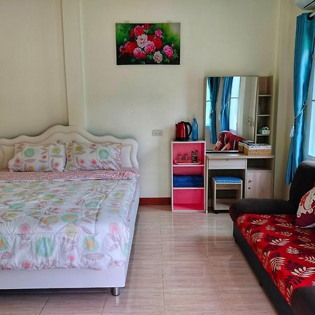 Khuang Kom Pimpisa Garden พิมพิศา การ์เด้นท์ヴィラ エクステリア 写真
