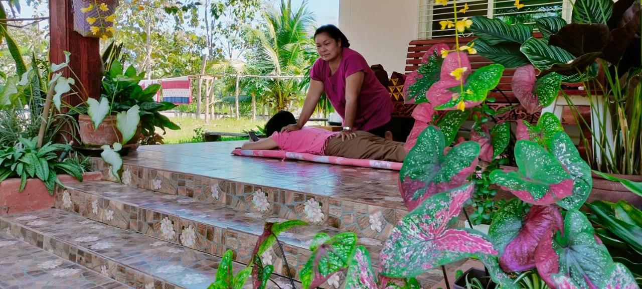 Khuang Kom Pimpisa Garden พิมพิศา การ์เด้นท์ヴィラ エクステリア 写真