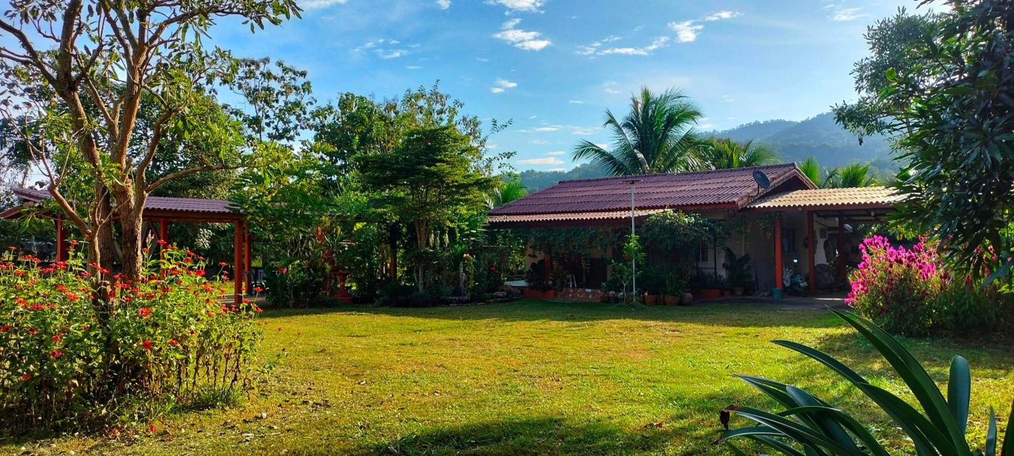 Khuang Kom Pimpisa Garden พิมพิศา การ์เด้นท์ヴィラ エクステリア 写真